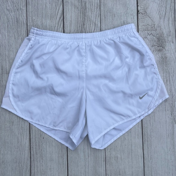 Nike Dri-Fit Athletic Shorts White - Picture 1 of 4